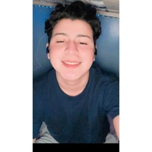 Meet your Posher, Jayro